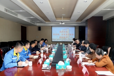 商务部驻杭特办特派员刘福学携浙江省商务厅党组成员、总经济师朱军一行莅临恒峰g22纸业考察调研