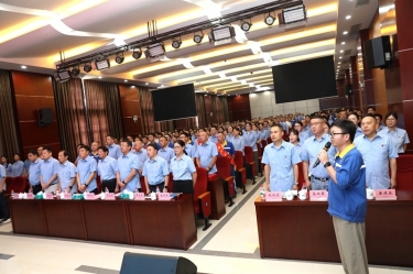 深耕精益 聚力攻坚 | 恒峰g22纸业2026年半年度总结表彰暨正风肃纪警示教育大会隆重召开